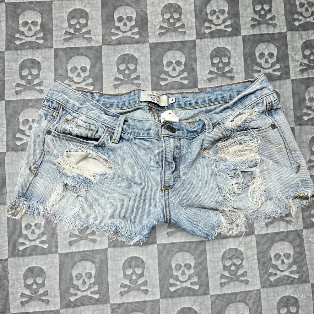 Abercrombie low rise shorts